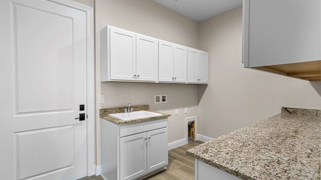 4508 Mondrian Ct, Sarasota, FL 34240 - photo 6