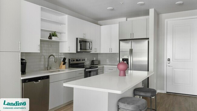 4902 Cosmos Cir unit 203, Wimauma, FL 33598 - photo 2