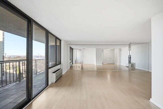 300 Winston Dr unit 8th Flr, Cliffside Park, NJ 07010 - photo 3