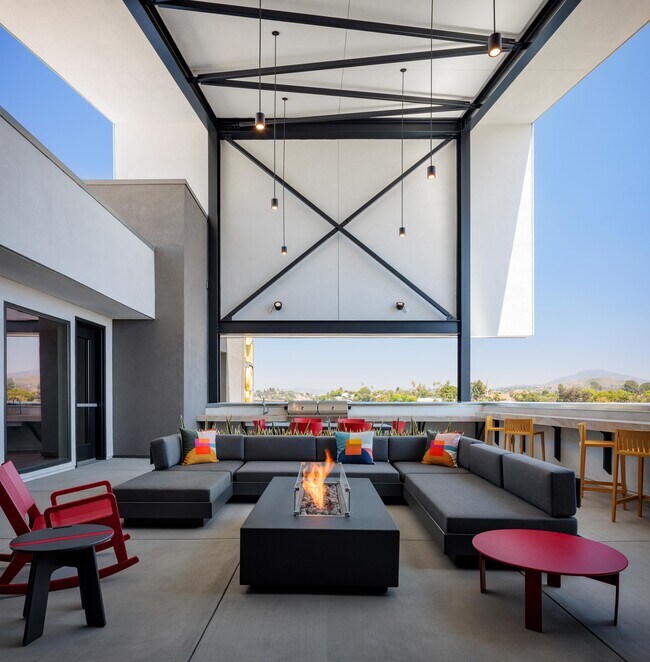 Kelvin, Lemon Grove, CA 91945 - photo 2