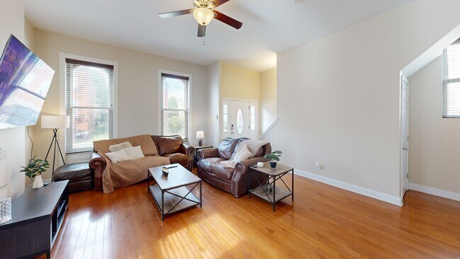 2733 Rutger St, Saint Louis, MO 63104 - photo 2