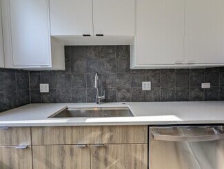 2122 W Belmont Ave Unit 1, Chicago, IL 60618