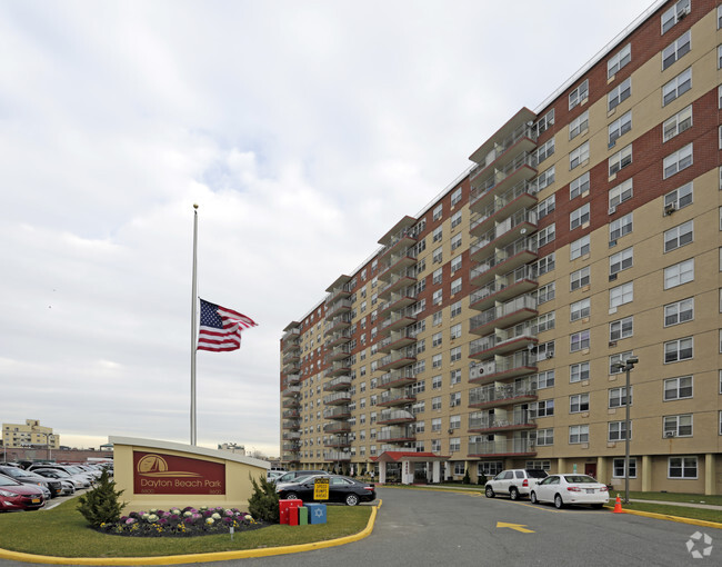 About Dayton Beach Park, Rockaway Beach NY | HOAs, Reviews, Amenities ...