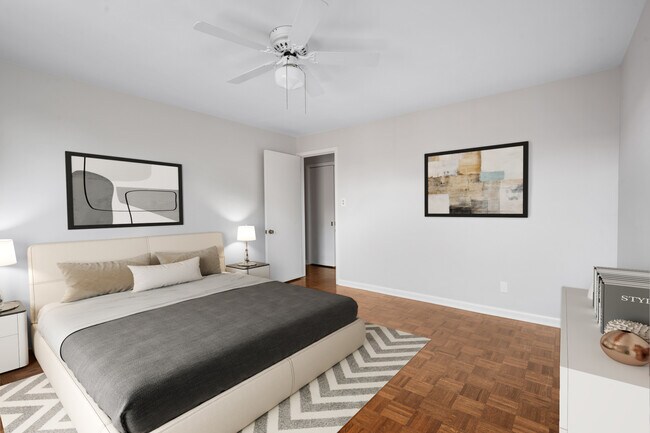 Hampshire House unit 506, Shaker Heights, OH 44122 - photo 4