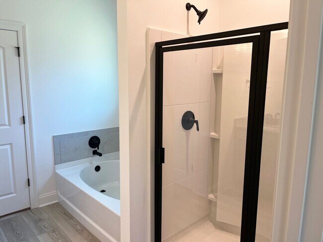 202 Braddish Ct, Lafayette, LA 70506 - photo 3