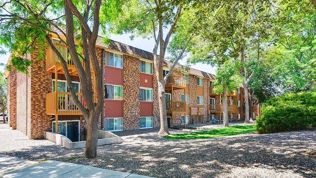 wh_pikesplace_exterior_1200x675