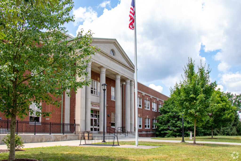 Quaker Valley Middle School serves students in grades 6-8 in Sewickley.