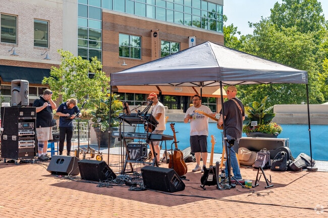 The residents of Cumberland Ridge can enjoy festivals and live music in Downtown Gahanna.