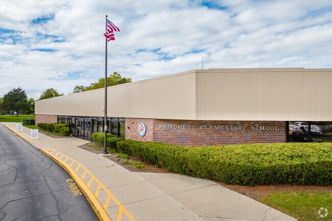 Earl Pritchett School is a top rated students from Horatio Gardens can attend.