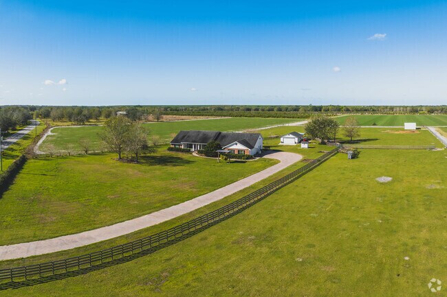 Being traditionally a rural area, large farm homes can be found out in Lithia.