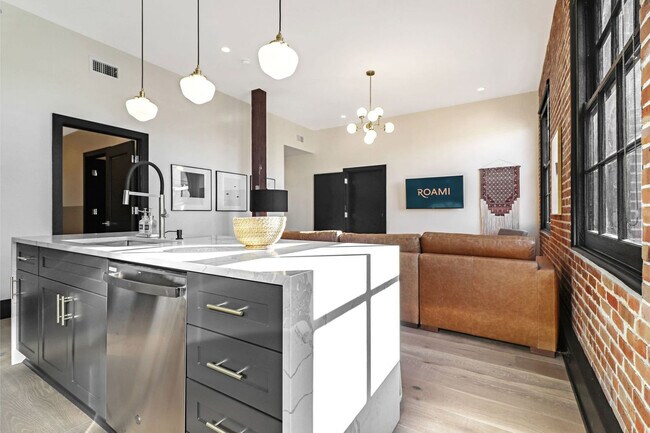 1148 S Peters St unit ID1265878P, New Orleans, LA 70130 - photo 4