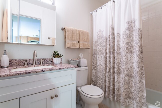 Autumn Mist on Lorraine, Wheaton, IL 60189 - photo 6