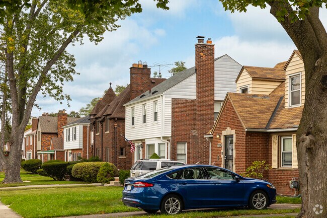 Franklin Park features bungalows, colonial homes and Tudor Revival architecture.