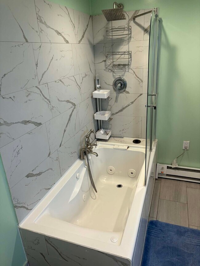 723 Sharon Ave unit 2, Darby, PA 19023 - photo 6