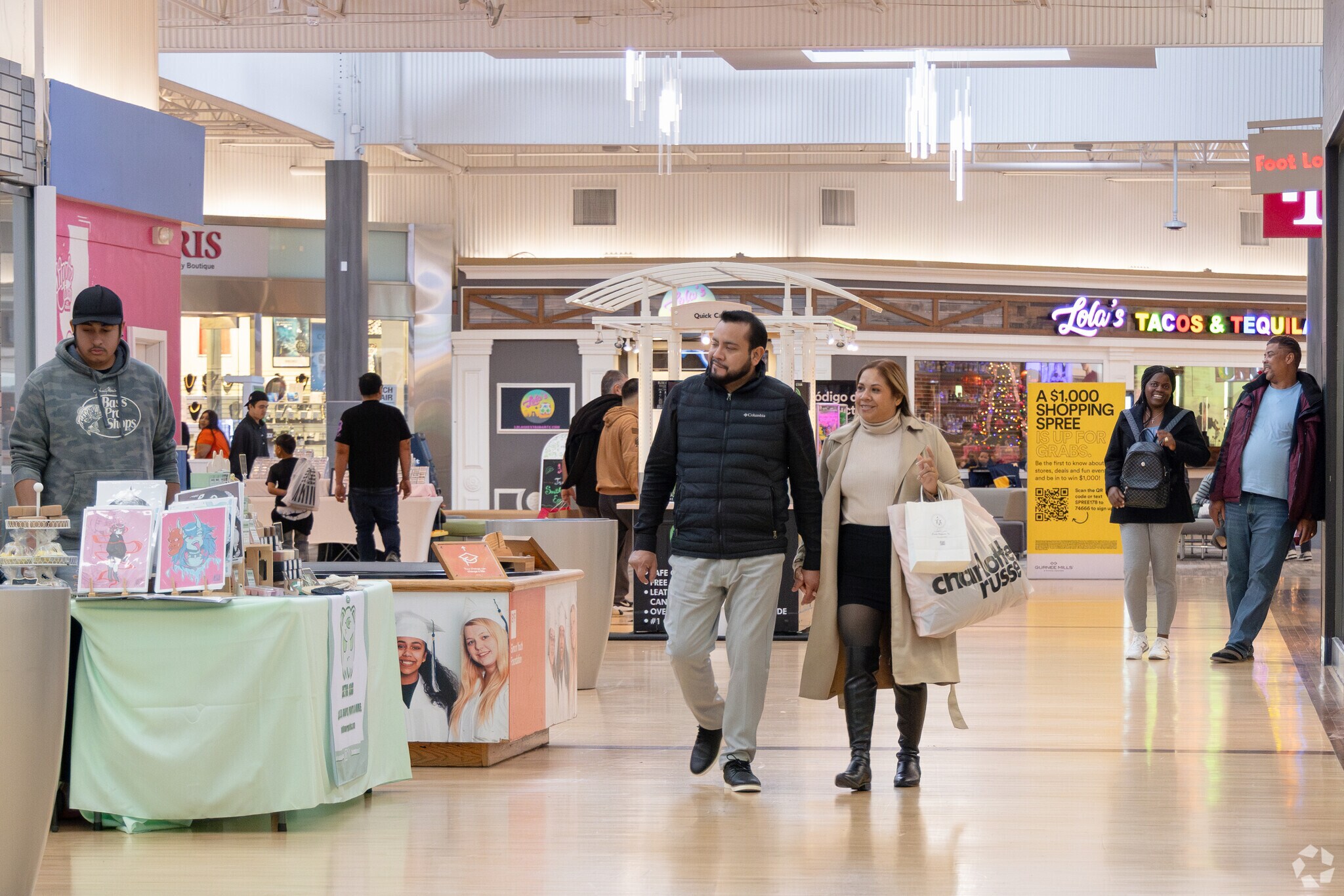 Fall Craft and Vendor Market takes place at Gurnee Mills Mall during a November weekend.