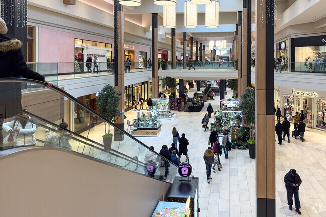 Rosedale Center near Fairview Southwest is Roseville’s largest shopping center and statewide destination.