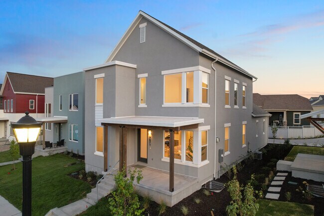 6667 W Lake Ave unit 36922360, South Jordan, UT 84009 - photo 2