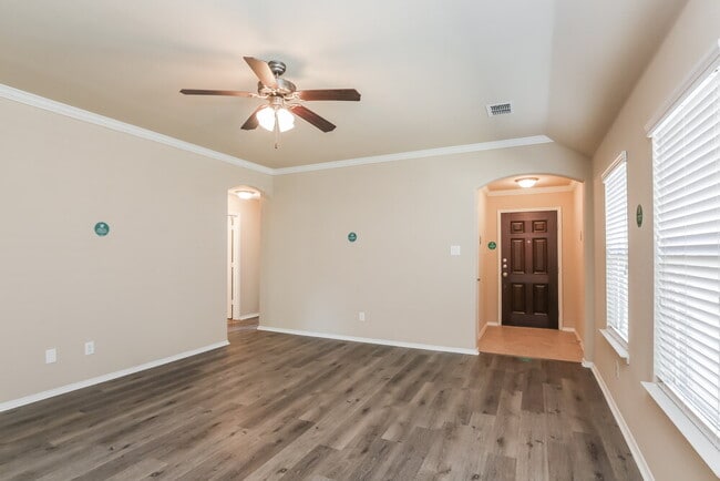 517 Pawnee St, Cross Roads, TX 76227 - photo 6