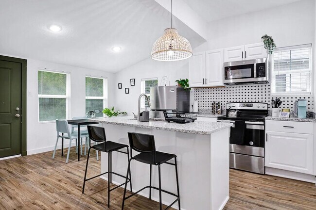 243 Porter St unit ID1295604P, San Antonio, TX 78210 - photo 3