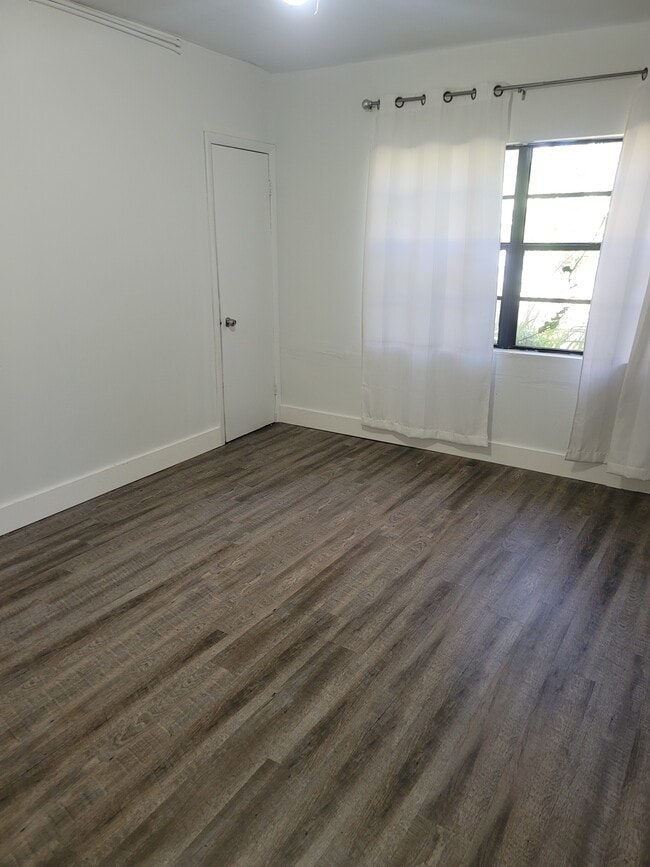 8603 SW 68th Street Rd unit 8603 SW 68 ST RD, Miami, FL 33143 - photo 3