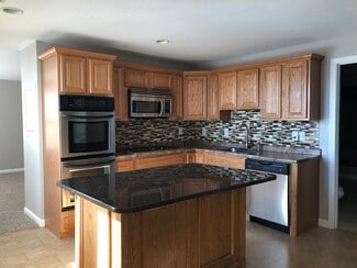 99 Orleans St Unit B, Lowell, MA 01850