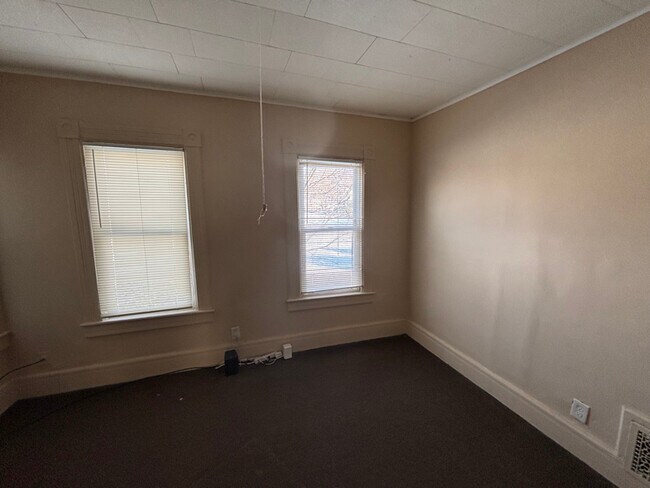 39 Wendell Place unit 1, Springfield, MA 01105 - photo 5