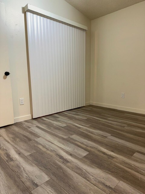 5905 Fairfax Rd unit D, Bakersfield, CA 93306 - photo 7