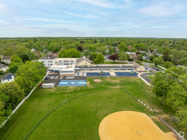 Wolf Hill Elementary School