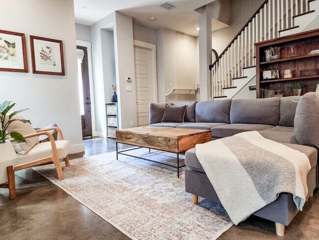 803B Dawson Rd unit ID1347459P, Austin, TX 78704 - photo 4