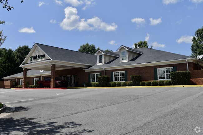 Main entrance to Oak Grove Elementary School in North Forsyth, Alpharetta GA