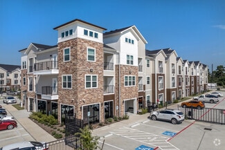 20525 Ella Blvd, Spring, TX 77388