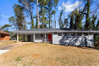 2313 Green Forrest Dr, Decatur, GA 30032