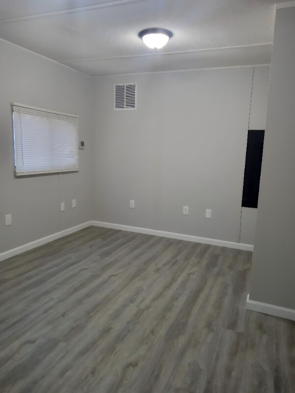 777 E Yerby St, Marshall, MO 65340 - photo 5