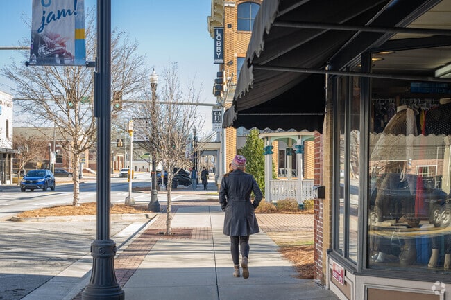 Several boutiques and antique stores can be found in downtown Winder.