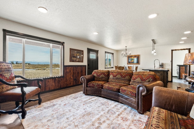 327 Commerce Way, Kalispell, MT 59901 - photo 4