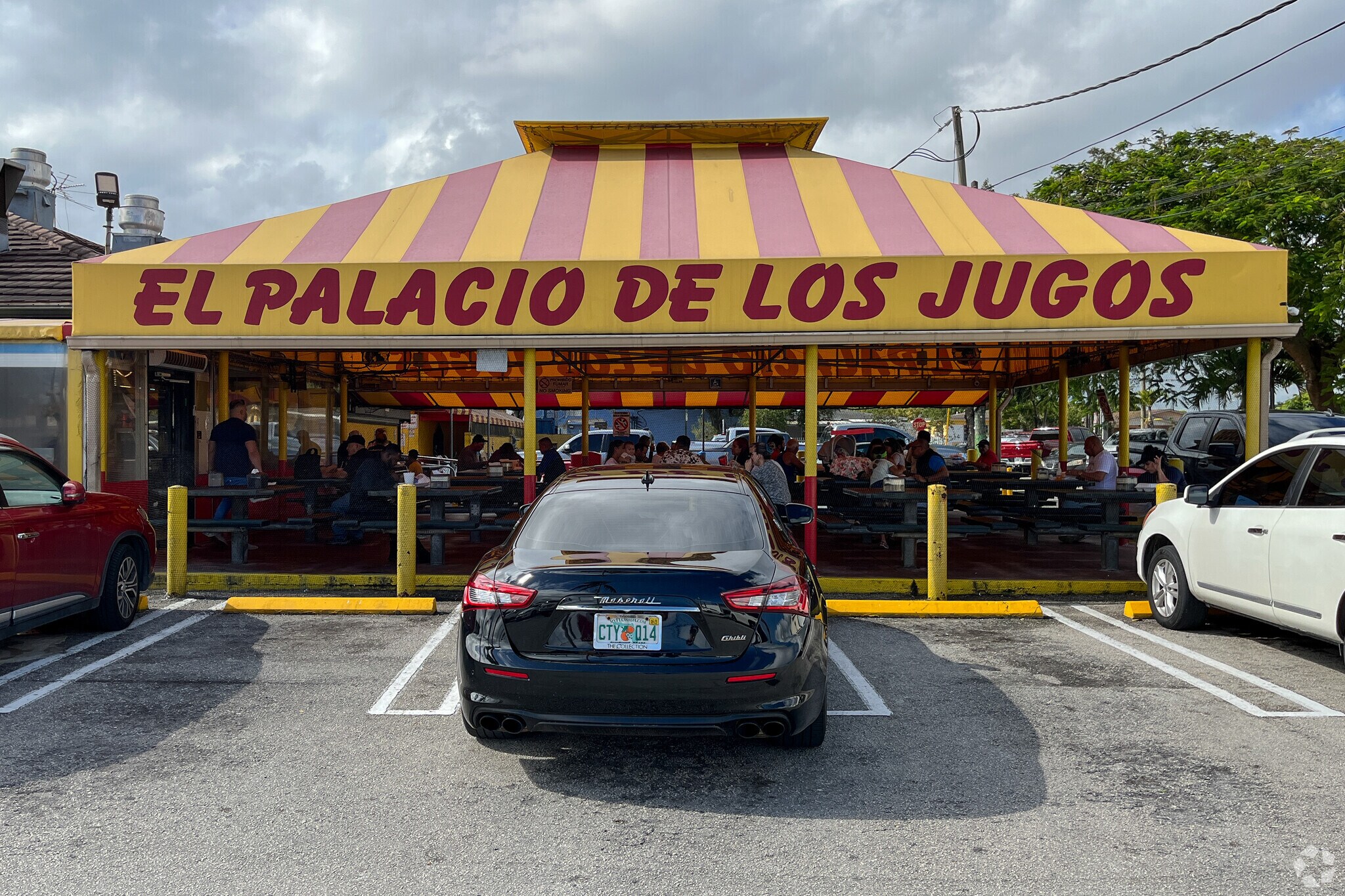 Get some of the best Cuban food in town at El Palacio De Los Jugos.