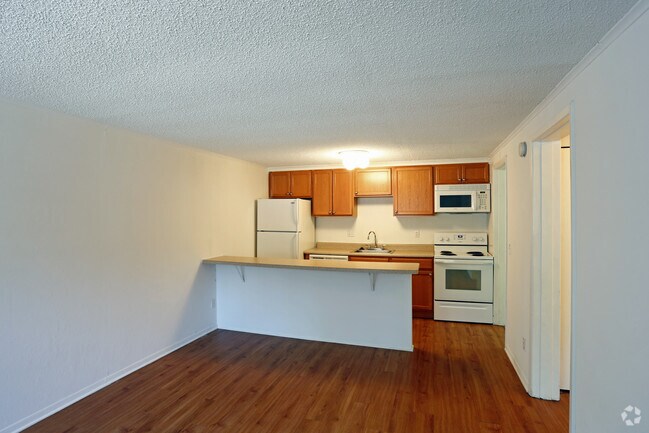 Fox Creek, Toledo, OH 43615 - photo 5