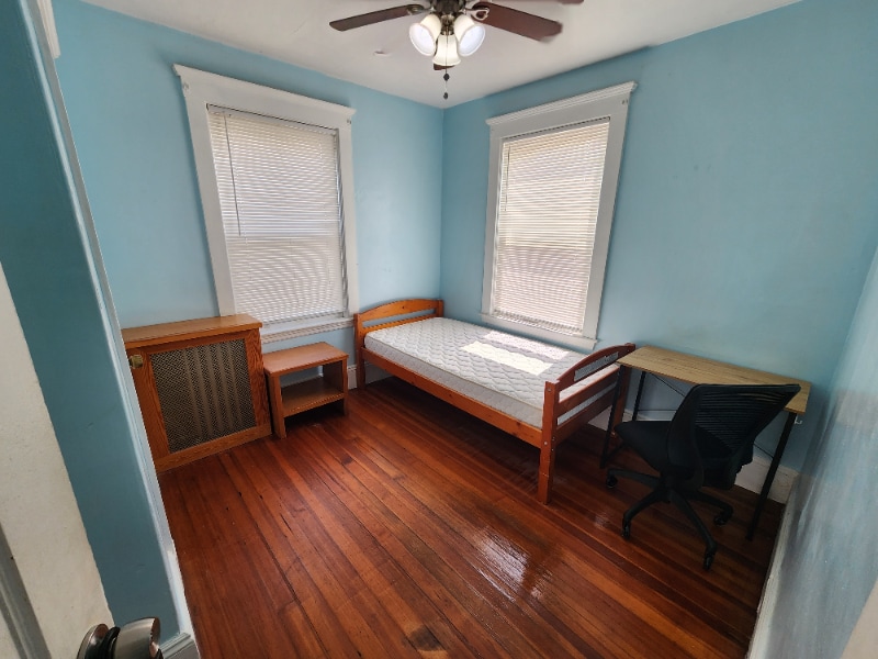 44 Woodbine St unit 1, Quincy, MA 02170 - photo 1