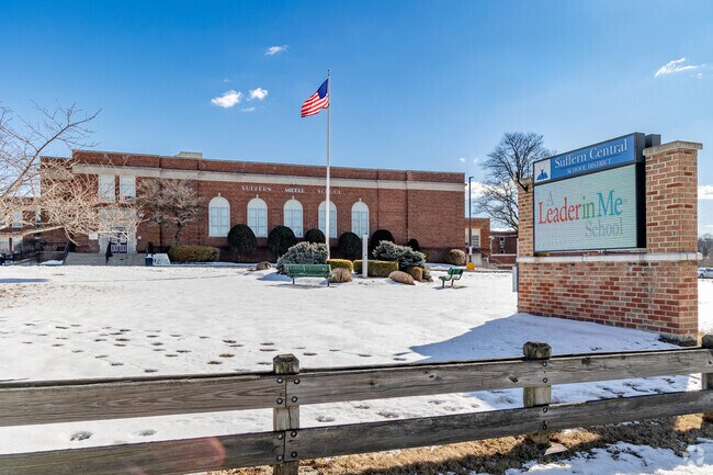 Suffern Central School District proudly holds an A rating from Niche for its strong academic programs.