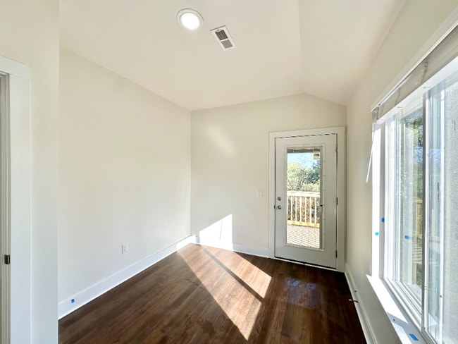 1940 W Cadmus Rd unit 102, Adrian, MI 49221 - photo 5