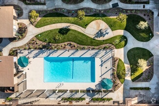 14102 Ash St, Westminster, CA 92683