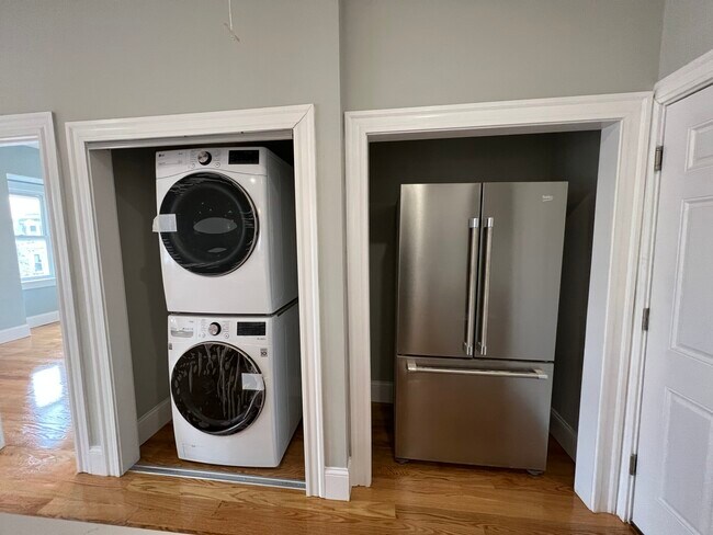 69 Pearl St unit 2, Somerville, MA 02145 - photo 6