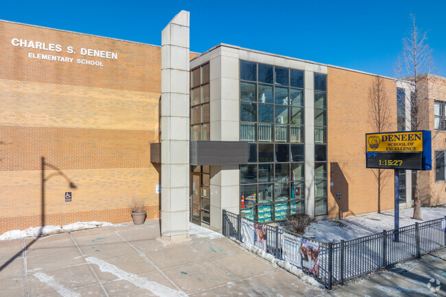 Deneen Elementary School has a a student-teacher ratio of 14 to 1.