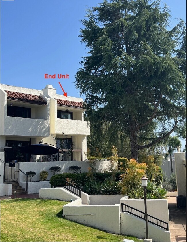 6818 Caminito Del Greco, San Diego, CA 92120