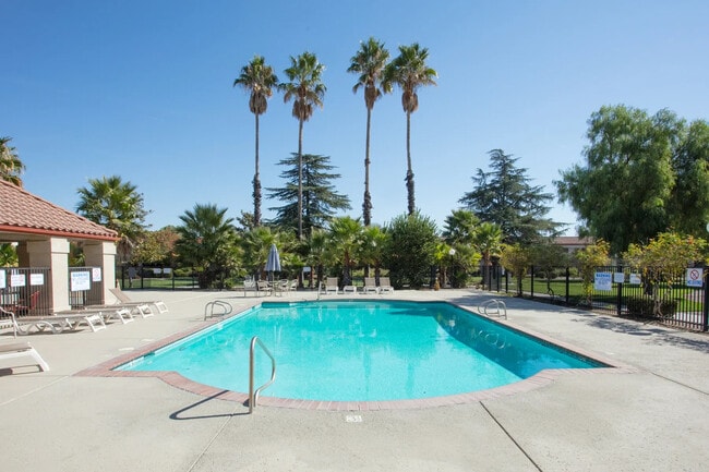 Villa Paseo Palms, Paso Robles, CA 93446 - photo 2