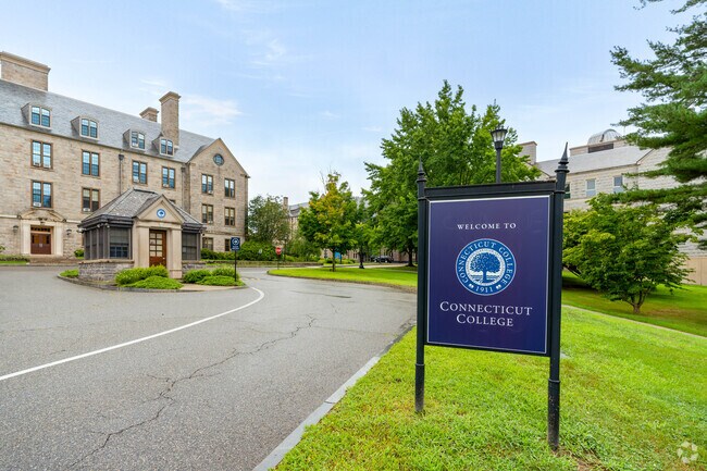 Connecticut College is a liberal arts school located in the Northwest New London neighborhood.