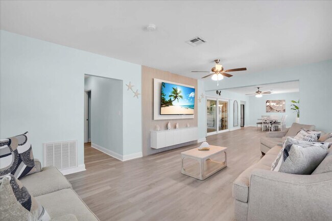 115 Leland St SE unit ID1371159P, Port Charlotte, FL 33952 - photo 4