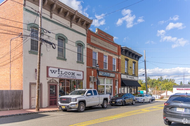 Hardyston has a quaint main street area with shops and restaurants.
