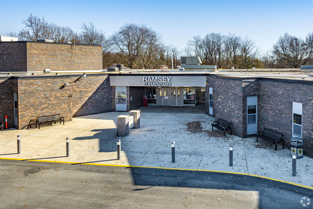 Ramsey Elementary School includes a beautiful steel sign above its entrance.