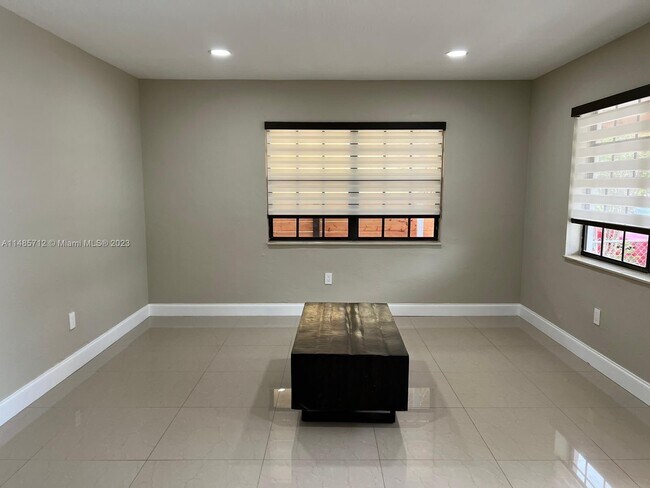 620 NW 60th Ave, Miami, FL 33126 - photo 7